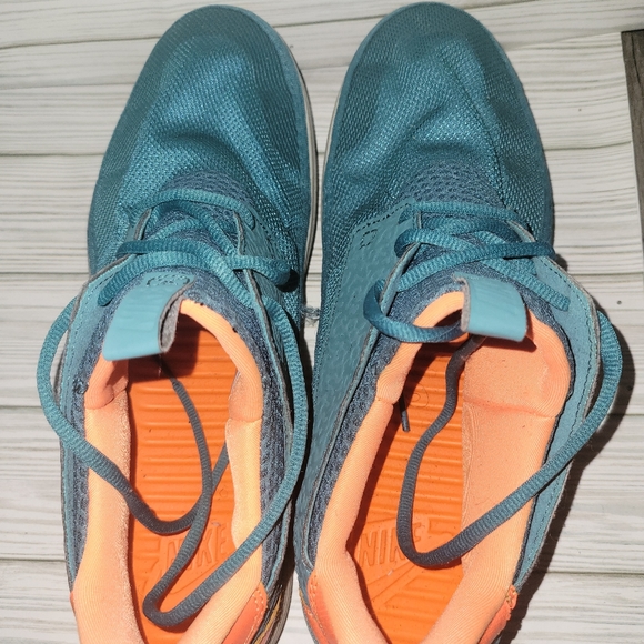 nike - Picture 3 of 6